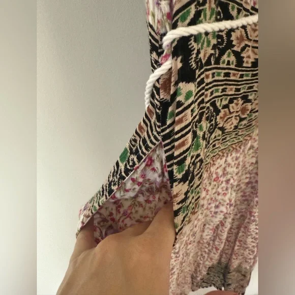 Anthropologie RAGA Ditsy Floral Lightweight Boho Romper Jumpsuit with Tie - Picture 16 of 17